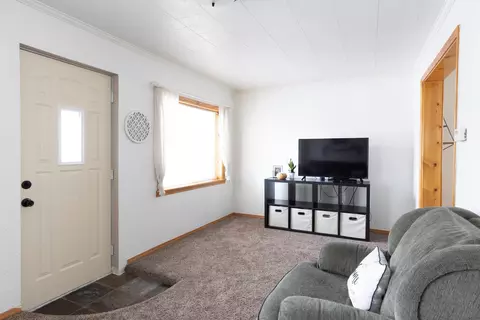726 Wallgate Ave, Waterloo, IA 50701 photo 4