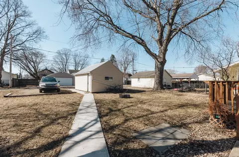 726 Wallgate Ave, Waterloo, IA 50701 photo 24