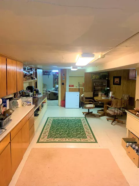 102 E 3rd Ave, Cresco, IA 52136 photo 24