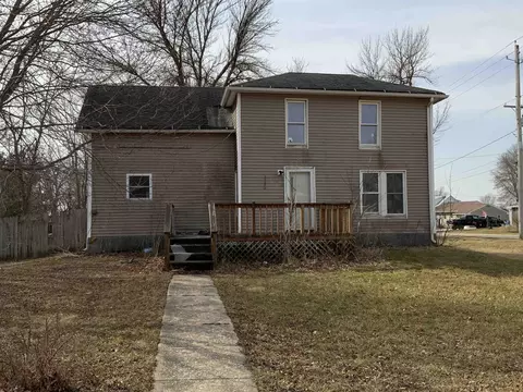 103 E Logan Ave, New Hampton, IA 50659 photo 1