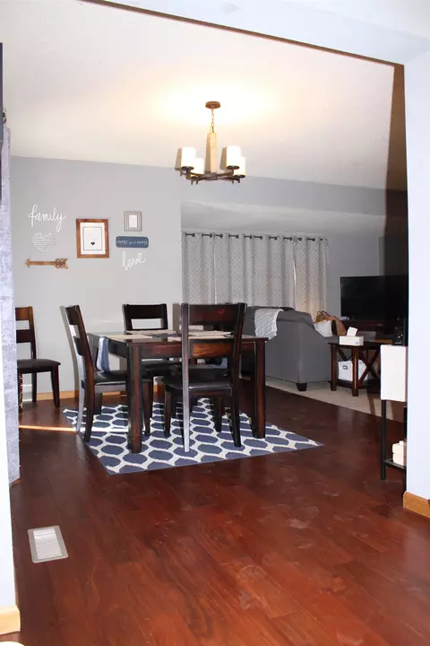 310 E 4th St, Readlyn, IA 50668 photo 6