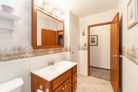 1900 Cornwall Ave, Waterloo, IA 50702 photo 18