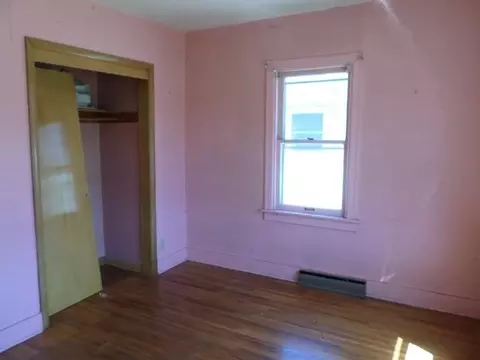 1709 E Ridgeway Ave, Waterloo, IA 50702 photo 4