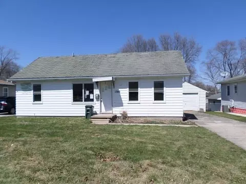 1709 E Ridgeway Ave, Waterloo, IA 50702 photo 1
