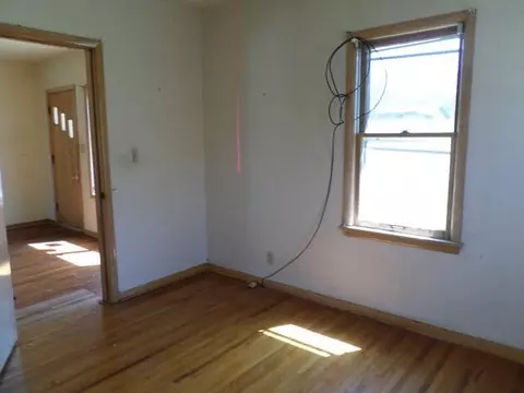 1709 E Ridgeway Ave, Waterloo, IA 50702 photo 8