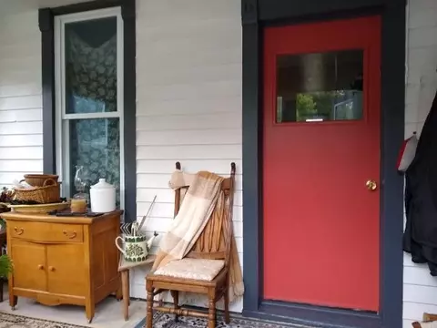 609 E Main St, Decorah, IA 52101 photo 11