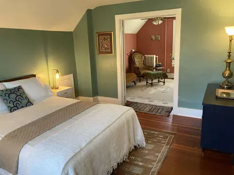 609 E Main St, Decorah, IA 52101 photo 13