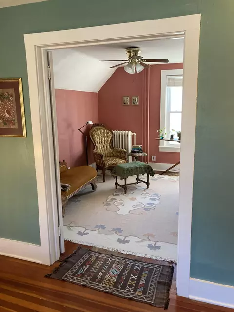 609 E Main St, Decorah, IA 52101 photo 15