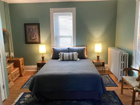 609 E Main St, Decorah, IA 52101 photo 8