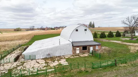 2902 E Schrock Rd, Waterloo, IA 50701 photo 25