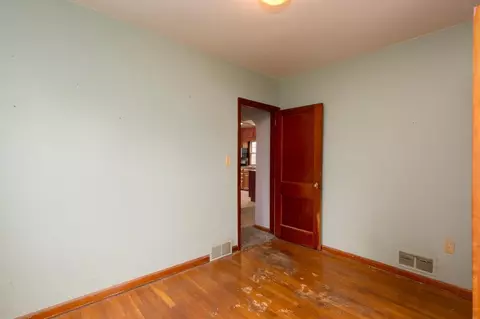 430 S Hackett, Waterloo, IA 50701 photo 11