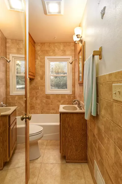 430 S Hackett, Waterloo, IA 50701 photo 12