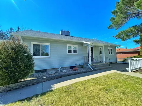 415 Riverview Dr, Decorah, IA 52101 photo 29