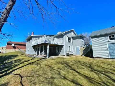 415 Riverview Dr, Decorah, IA 52101 photo 27
