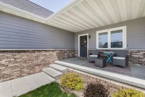 1966 Red Tail Dr, Waterloo, IA 50701 photo 5