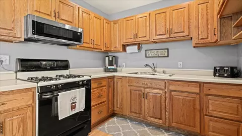 1180 Cornwall, Waterloo, IA 50702 photo 4