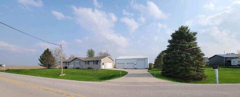 44 Eagle Rd, Waterloo, IA 50701 photo 1