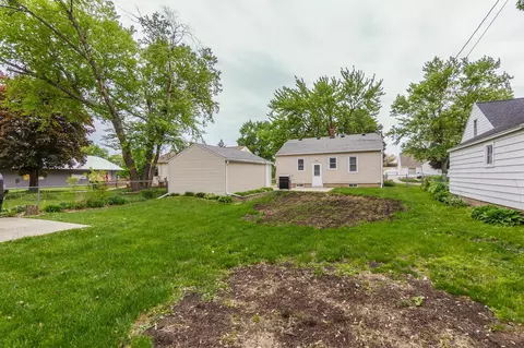 1106 E Mitchell Ave, Waterloo, IA 50702 photo 13