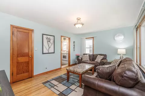 1106 E Mitchell Ave, Waterloo, IA 50702 photo 4