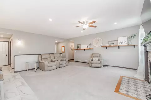 4440 Charm Dr, Waterloo, IA 50701 photo 3