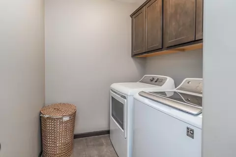4440 Charm Dr, Waterloo, IA 50701 photo 26