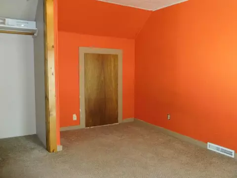 125 E 3rd St, Cresco, IA 52136 photo 20