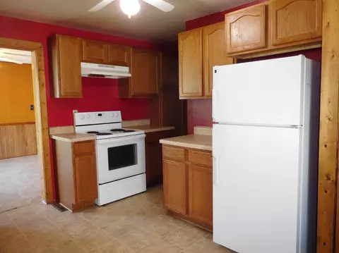 125 E 3rd St, Cresco, IA 52136 photo 10