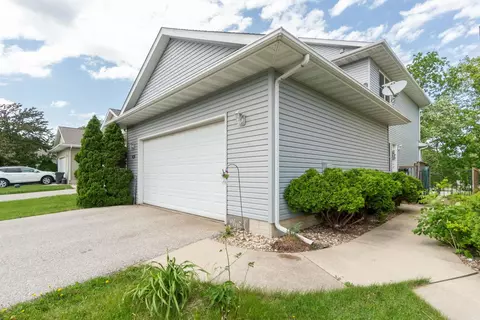 3840 Jay Ln, Waterloo, IA 50701 photo 3