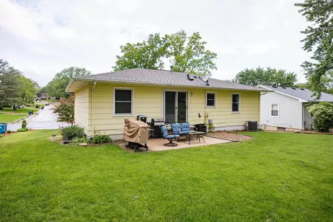 223 Westbourne Rd, Waterloo, IA 50701 photo 25