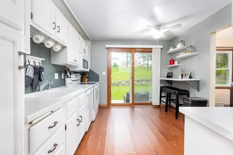 223 Westbourne Rd, Waterloo, IA 50701 photo 11