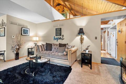 235 Letsch Rd, Waterloo, IA 50701 photo 4