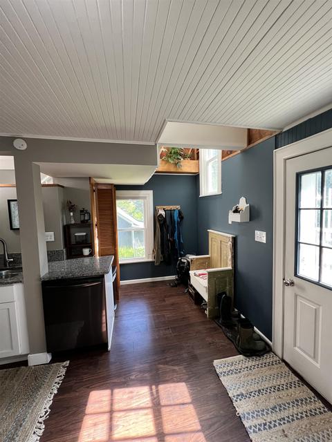 910 Maple Ave, Decorah, IA 52101 photo 8