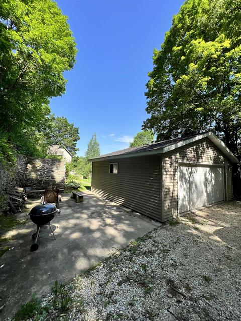 910 Maple Ave, Decorah, IA 52101 photo 30