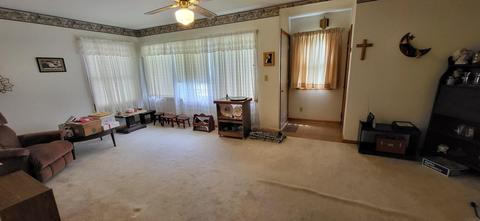 628 3rd St, Plainfield, IA 50666 photo 5