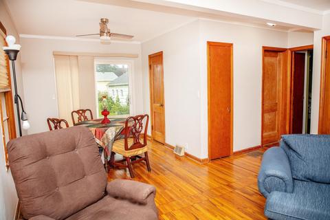 1180 E Mitchell Ave, Waterloo, IA 50702 photo 4