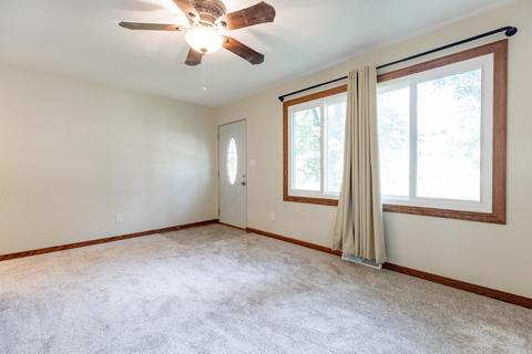 131 Joder Ave, Waterloo, IA 50701 photo 4