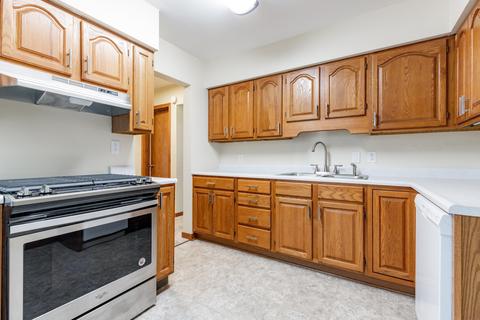 131 Joder Ave, Waterloo, IA 50701 photo 6