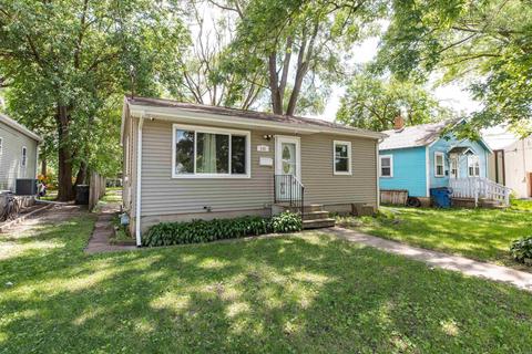 131 Joder Ave, Waterloo, IA 50701 photo 1