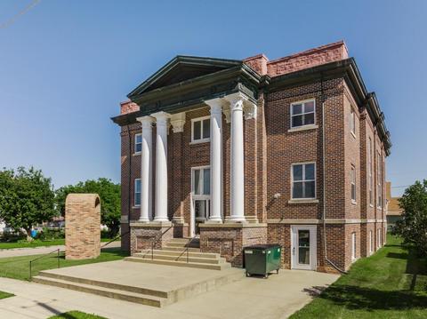 300 E 2nd St, Sumner, IA 50674 photo 30