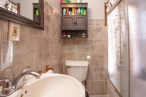 819 Bertch Ave, Waterloo, IA 50702 photo 8