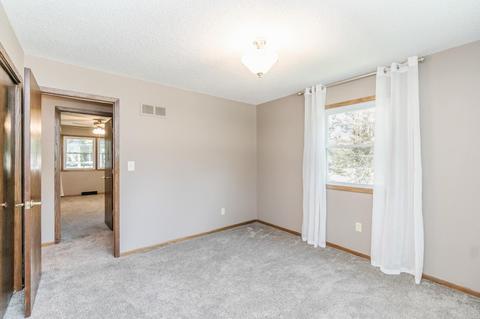 2005 W 12th St, Cedar Falls, IA 50613 photo 18