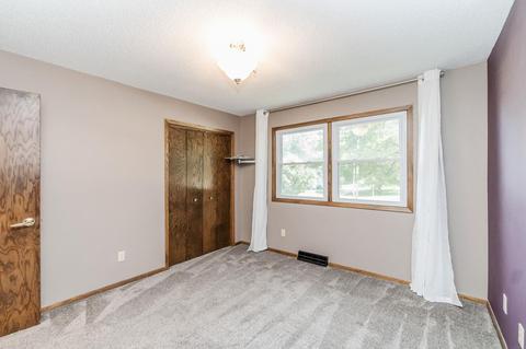 2005 W 12th St, Cedar Falls, IA 50613 photo 13