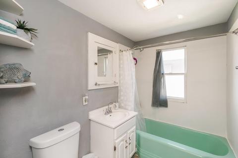 710 Moir St, Waterloo, IA 50701 photo 20