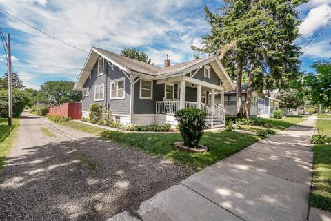 710 Moir St, Waterloo, IA 50701 photo 2