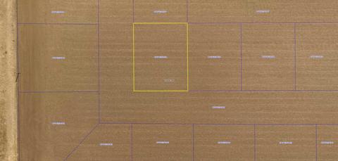 lot Apt 17, Grundy Center, IA 50638