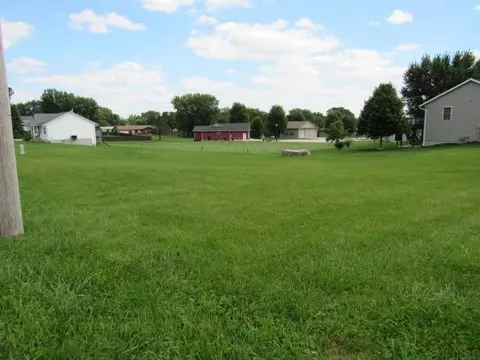 584 6th Ave, Coggon, IA 52218