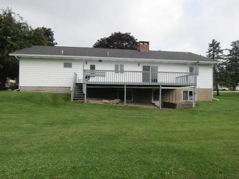 304 E Watson St, Garnavillo, IA 52049 photo 9