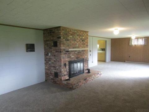 304 E Watson St, Garnavillo, IA 52049 photo 23