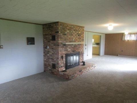 304 E Watson St, Garnavillo, IA 52049 photo 22