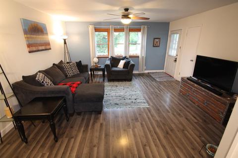 149 Letsch Rd, Waterloo, IA 50701 photo 2